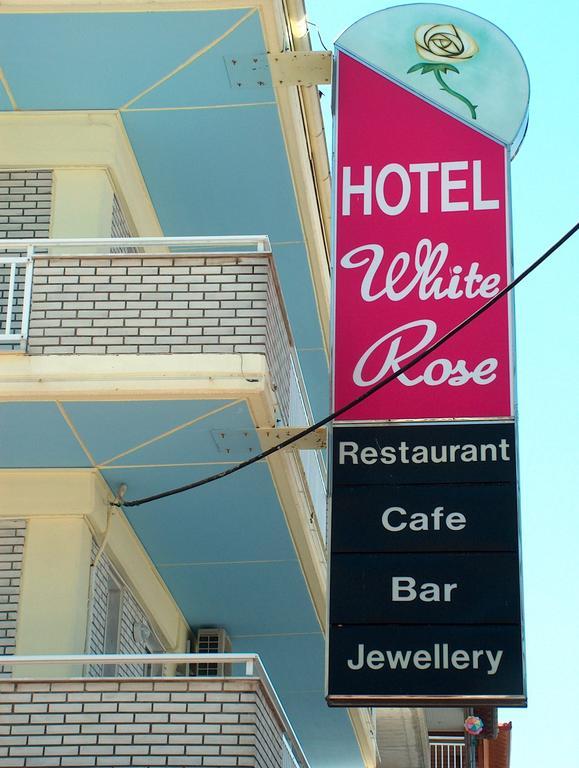 Hotel White Rose Beach Olympiakí Aktí Exterior foto