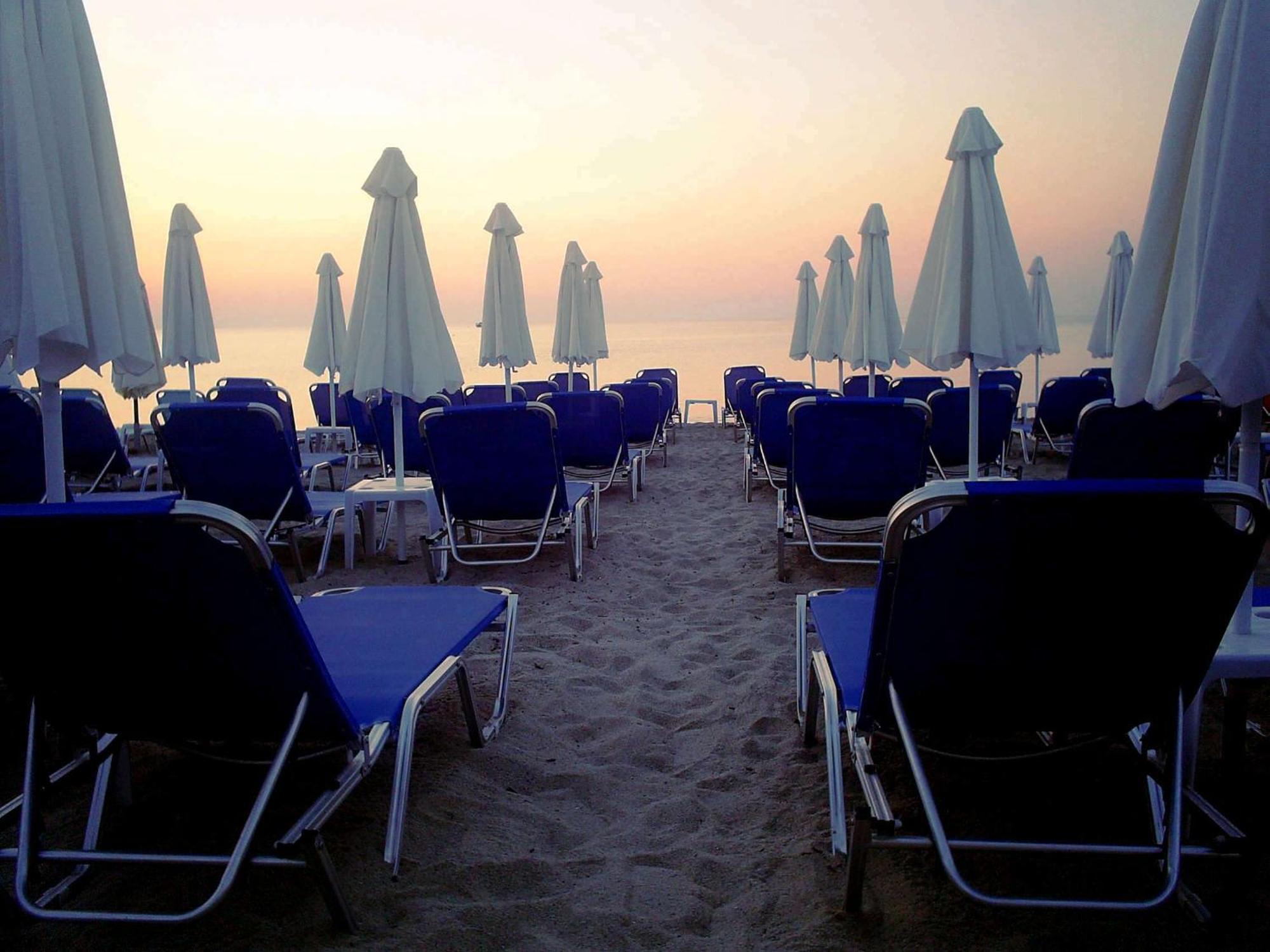 Hotel White Rose Beach Olympiakí Aktí Exterior foto