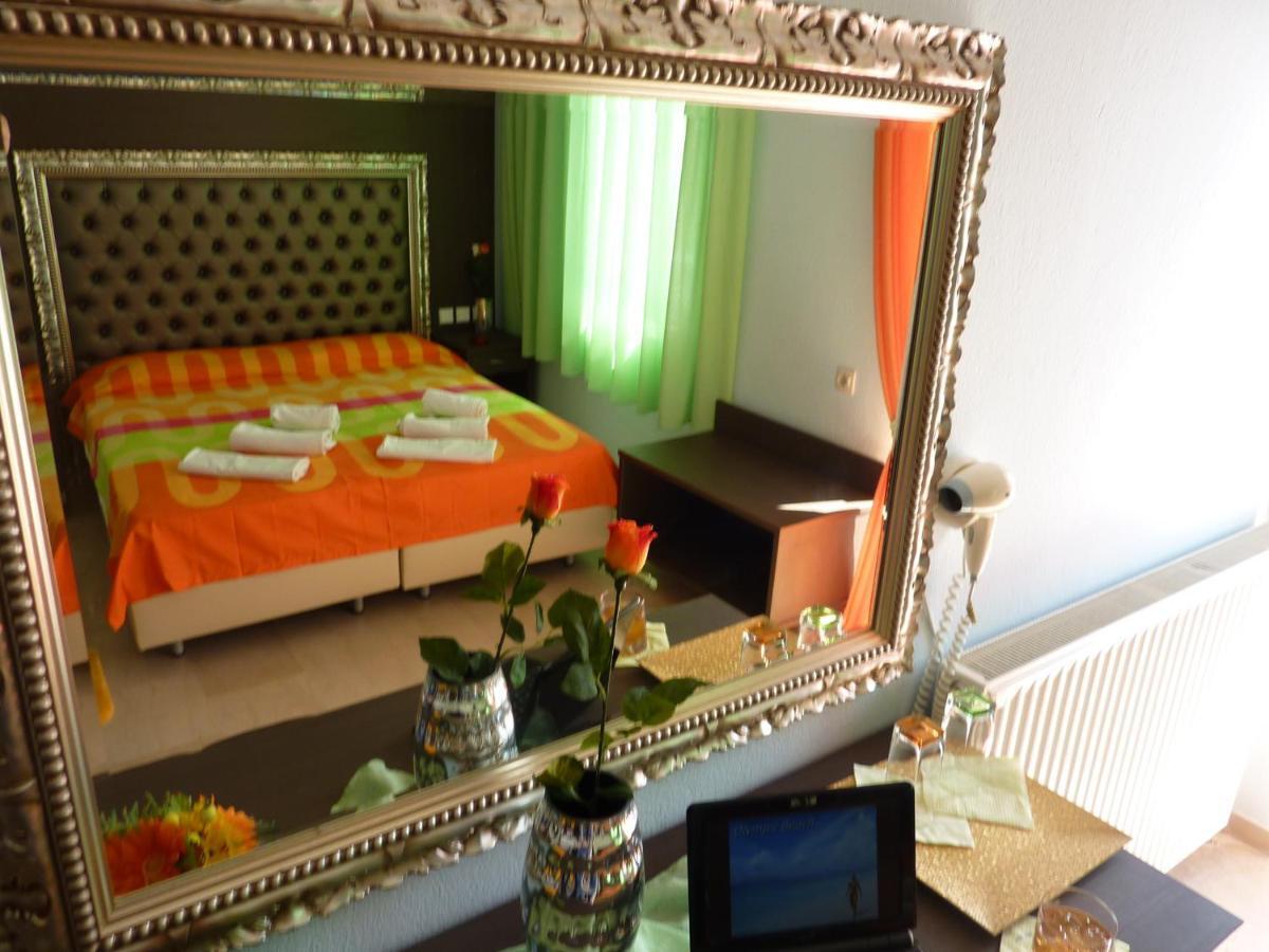 Hotel White Rose Beach Olympiakí Aktí Zimmer foto